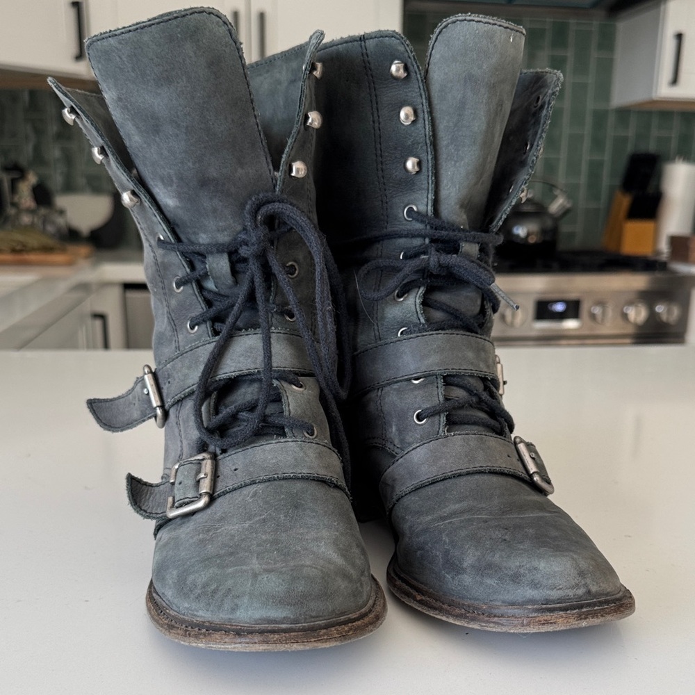 Trouve Sabrina Leather Combat Lace Up Boots - Picture 4 of 5